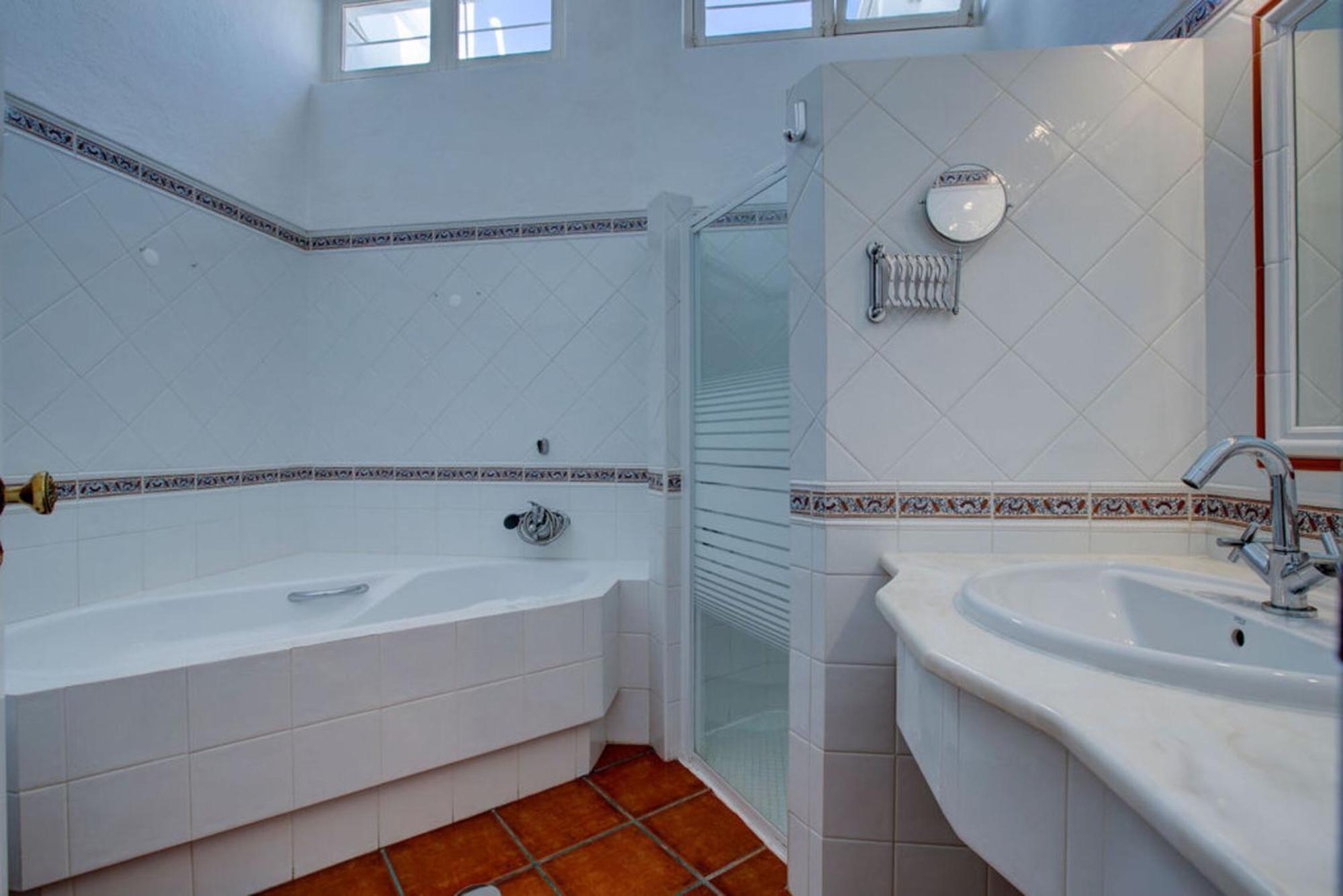 Villa Barlavento - Stunning 4-Bedroom Villa With Tennis Court Карвоейру Екстер'єр фото